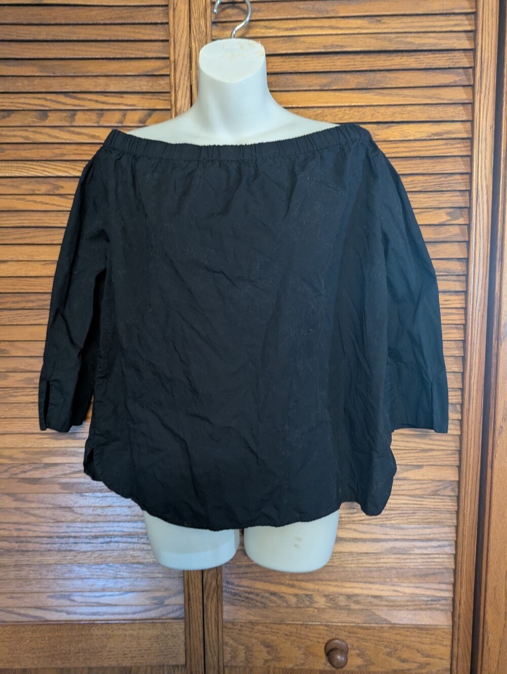 BeachlunchLounge Women's Black Off The Shoulder Blouse Size Large